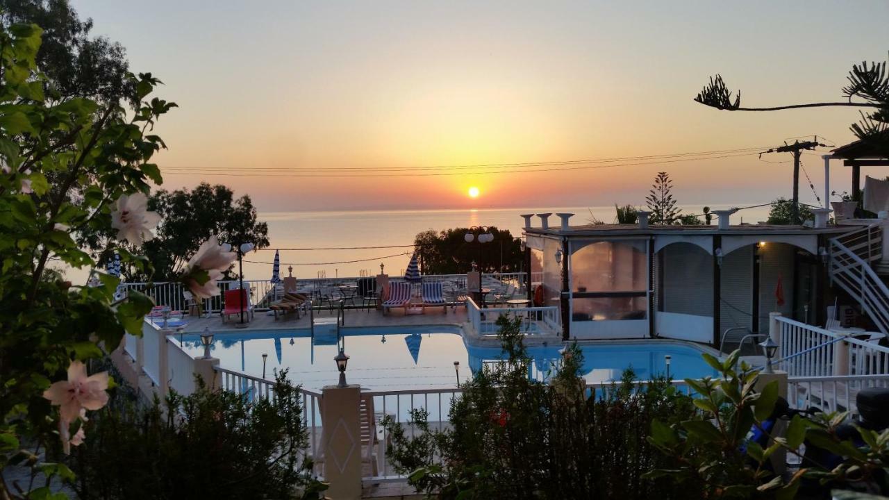 Noula Studio Aparthotel Argassi Buitenkant foto